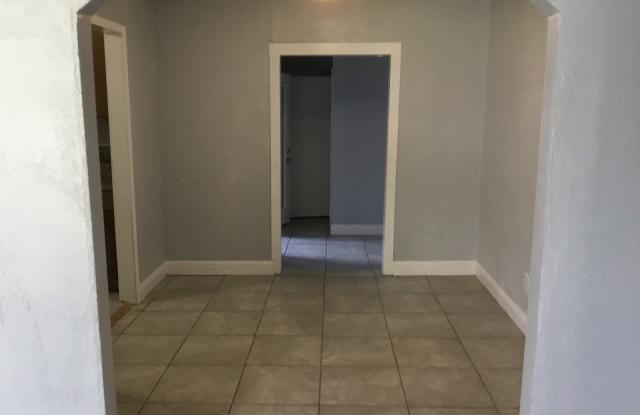 4704 Mueller Gallery 4