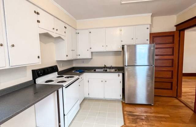 208-210 King St photos photos