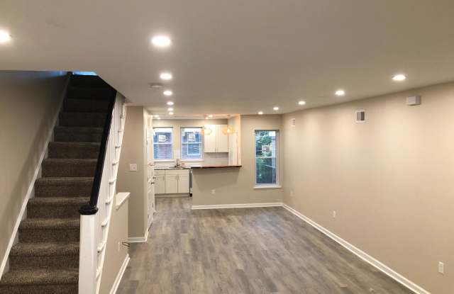 6042 CEDARHURST STREET Gallery 4