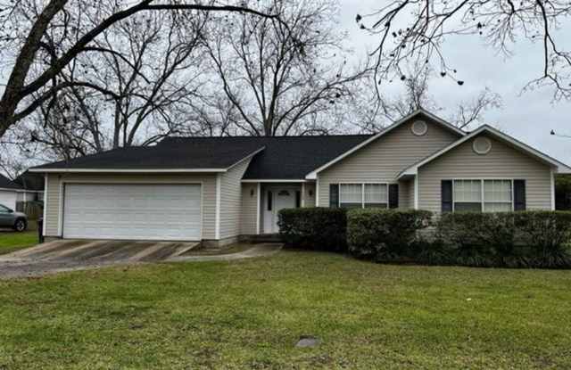 3 Bedroom 2 Bath Home in Ray City, GA photos photos