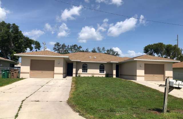 3 Bedroom 2 Bath SW Cape Coral Duplex with Garage and Screened Lanai photos photos