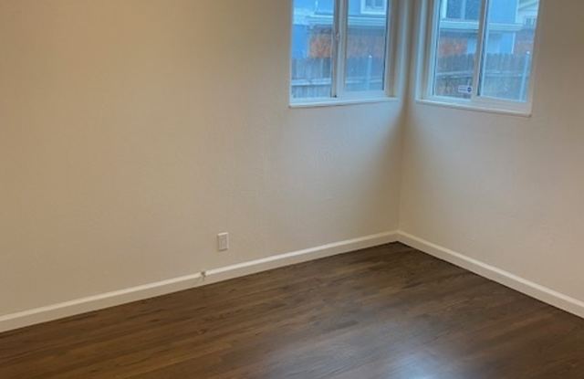 2420 Humboldt Avenue Gallery 4