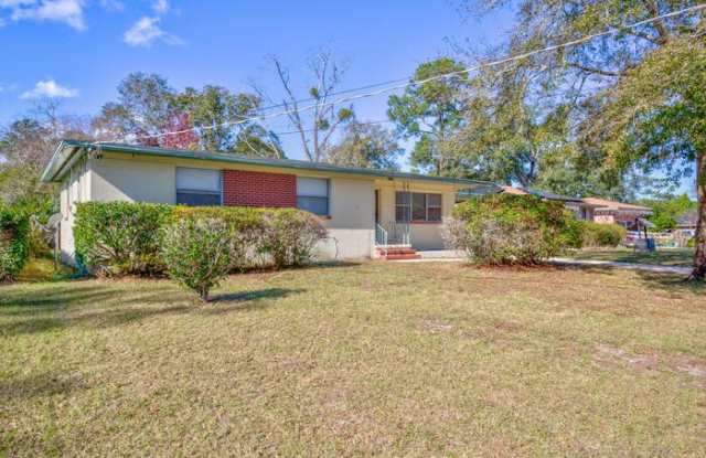 4954 Bedford Forest Drive Gallery 2