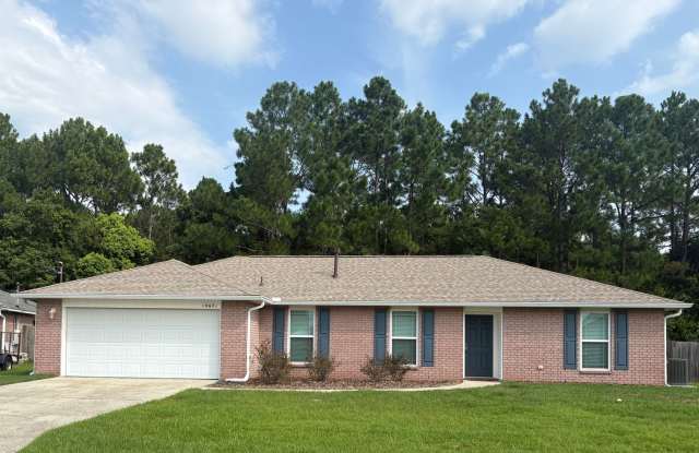 Spacious 3/2 Split Floor Plan with Flexible Living Space - Near NAS photos photos