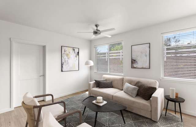 207 East Gallery 2