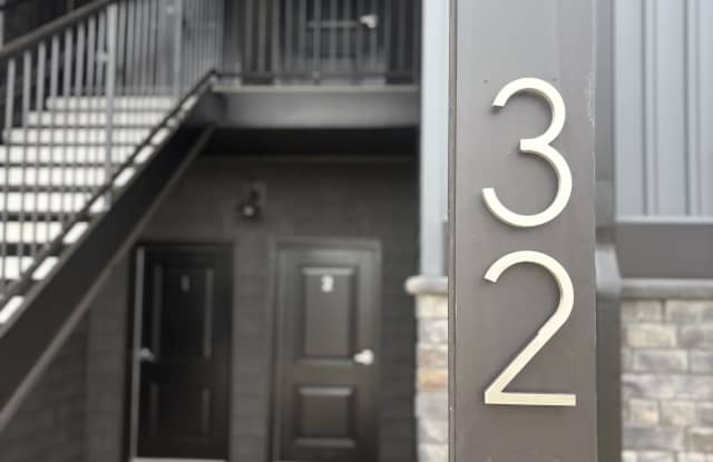 32 Kettering DriveAPT 4 Gallery 2