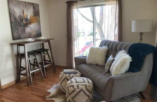 4656 South  Dillon Court Gallery 3