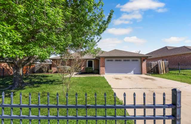 1409 Copper Crk - 1409 Copper Creek Drive, Killeen, TX 76549