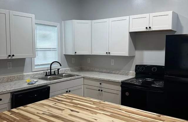 Now Pre-Leasing - Renovated 1 Bedroom photos photos Now Pre-Leasing - Renovated 1 Bedroom photos photos