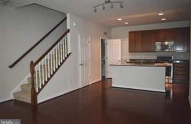 2992 Rittenhouse Circle Gallery 2