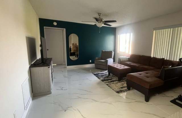 4988 Sable Pine Circle Gallery 3