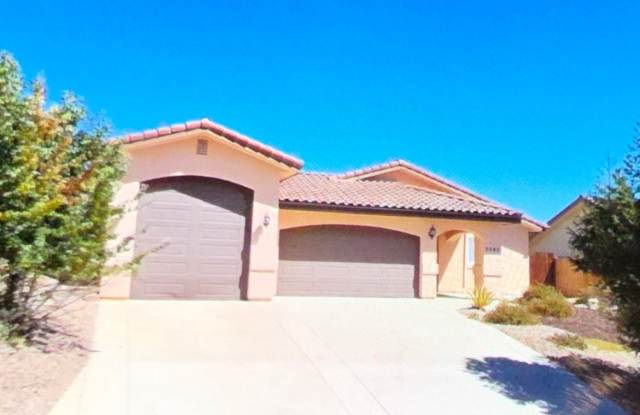 Newer 3-Bedroom Home in Heritage Ranch Gallery 4