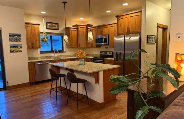 New Whitefish Rental - 3 Bedroom/2.5 Bath Beautiful Updated Home (Unfurnished). Available Aug 1st. photos photos