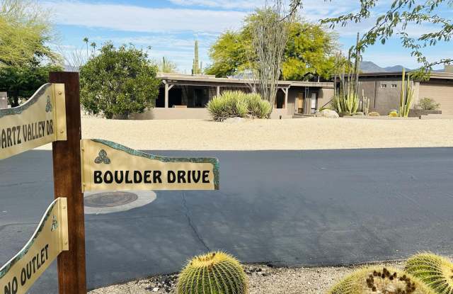 1039 N BOULDER Drive Gallery 2