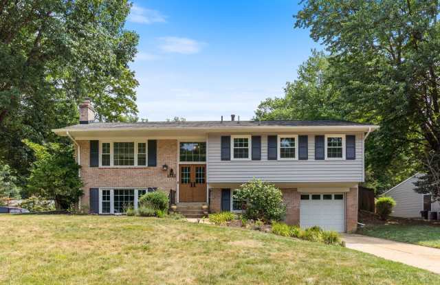 Elegant Single-Family Home in Vienna | Spacious Living in a Prime Location photos photos