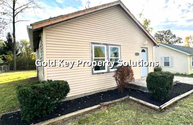 Updated 2BR / 1BR Single Family Home (No Section 8) - 2311 East 5th Street, Anderson, IN 46012 Updated 2BR / 1BR Single Family Home (No Section 8) - 2311 East 5th Street, Anderson, IN 46012