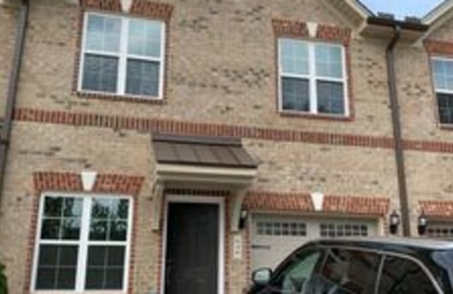 846 Silver Leaf Dr - 846 Silver Leaf Drive, Winston-Salem, NC 27103