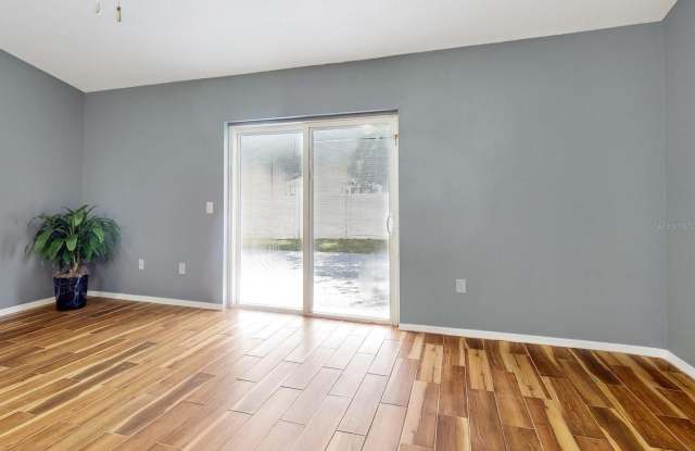 1444 SWIFT Court Gallery 4