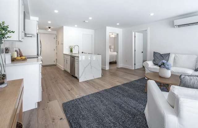 123 Sewall Avenue Gallery 3