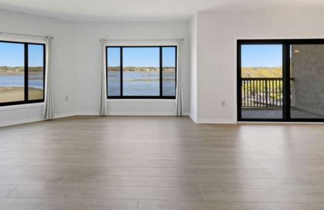 Stunning Broad Creek Views - Captains Quarters - 2 Shelter Cove Lane, Hilton Head Island, SC 29928