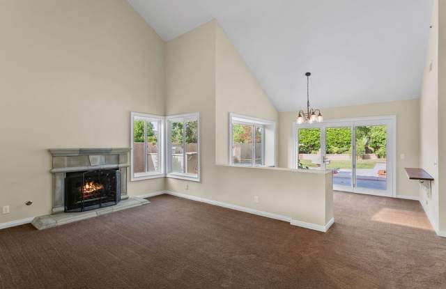Single-Level 4 Bedroom Home in San Clemente! Gallery 4