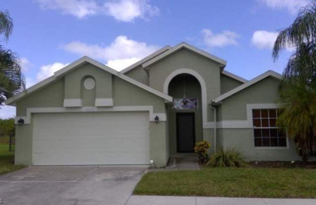 4620 Varsity Circle photos photos