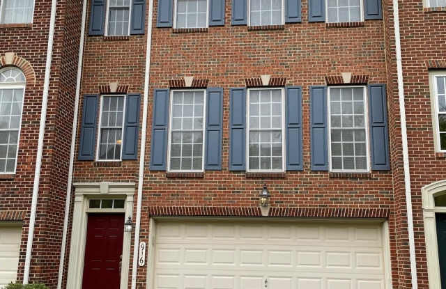 916 HIGHLAND RIDGE AVENUE photos photos