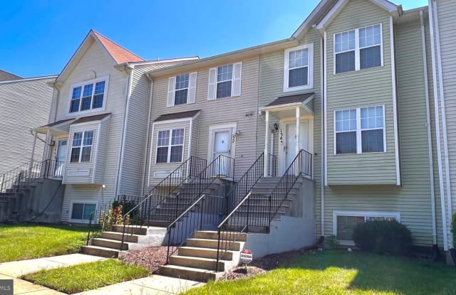 152 FIRETHORN CT #13-4 - 152 Firethorn Court, Kettering, MD 20774