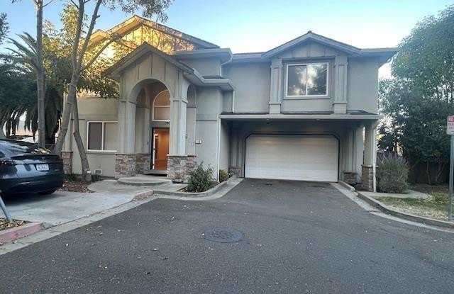 108 Lund Ave photos photos