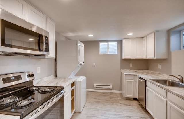 4660 1/2 South Acoma Street - 2 Gallery 3