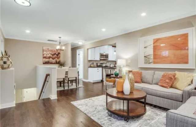 2779 Horse Shoe Drive SE Gallery 3