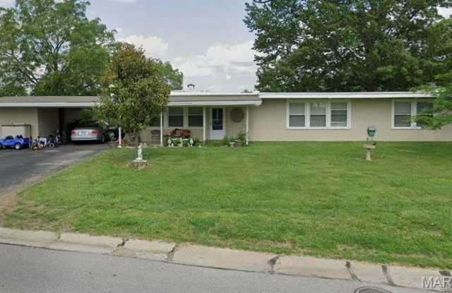 360 Old Meramec Station Road Gallery 1