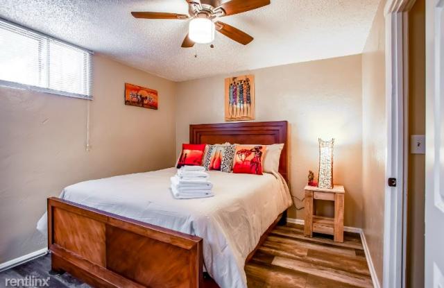 17 Yosemite St B - 17 Yosemite Street, Commerce City, CO 80640