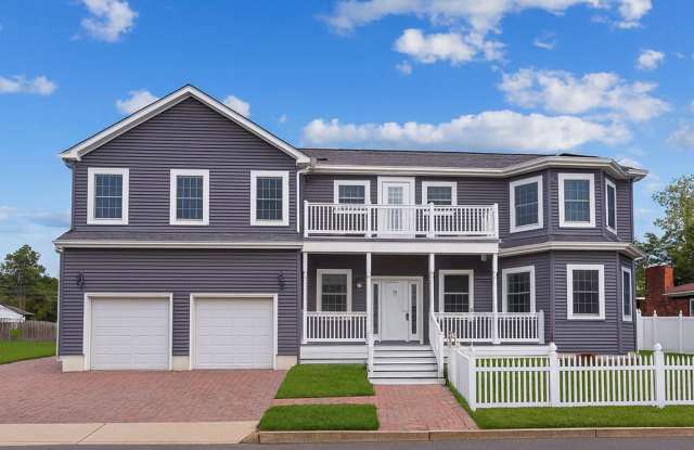 Beautifully Renovated 4-Bedroom Colonial – Toms River, NJ photos photos