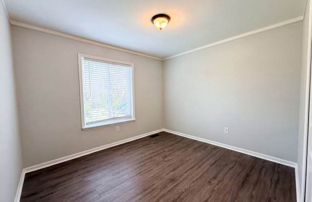 42196 Fairview Dr Gallery 3