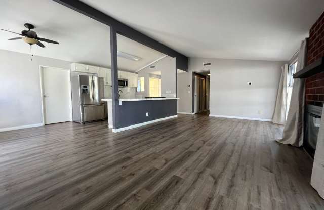 Welcome Summer in this Serra Mesa GEM! photos photos