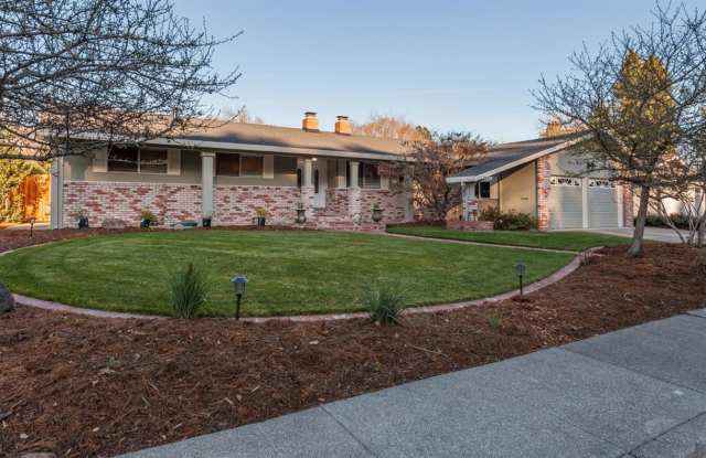 Three Bedroom Single Story Ranch Napa home in Coveted Hidden Valley photos photos Three Bedroom Single Story Ranch Napa home in Coveted Hidden Valley photos photos