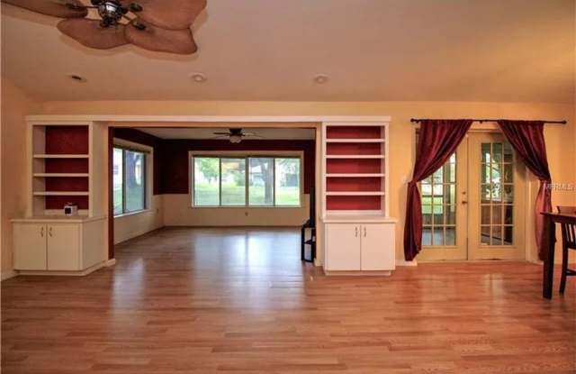 Spacious 3BR/2.5BA Single Family Home in Grand Island Gallery 3