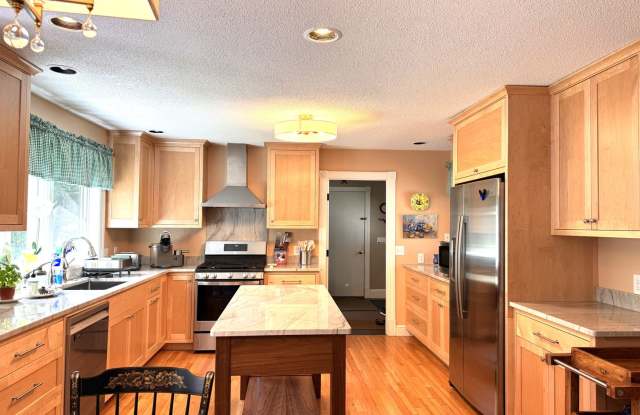 4 Bedroom home in Norwich Gallery 4