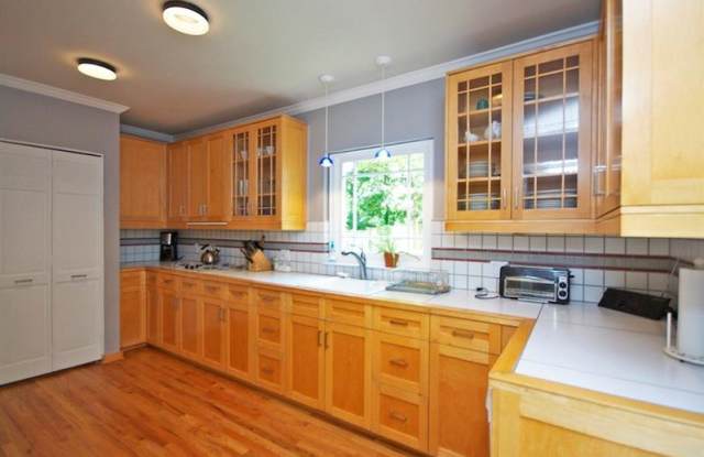 412 Hilldale Drive Gallery 3