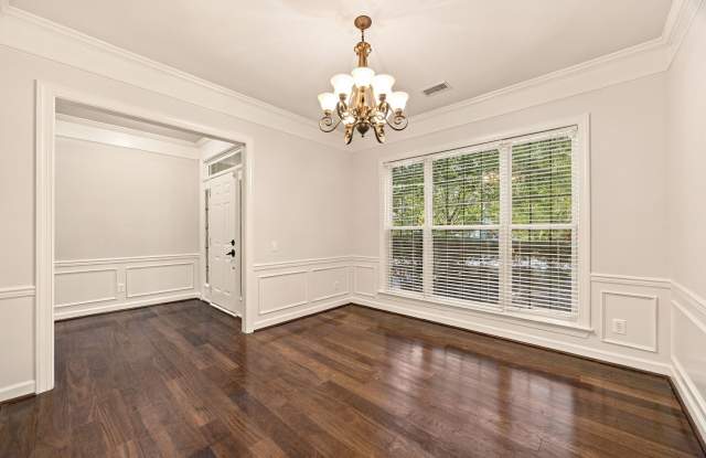 10825 Kenderly Court Gallery 2