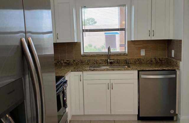 4760 Lucerne Lakes Boulevard W Gallery 2