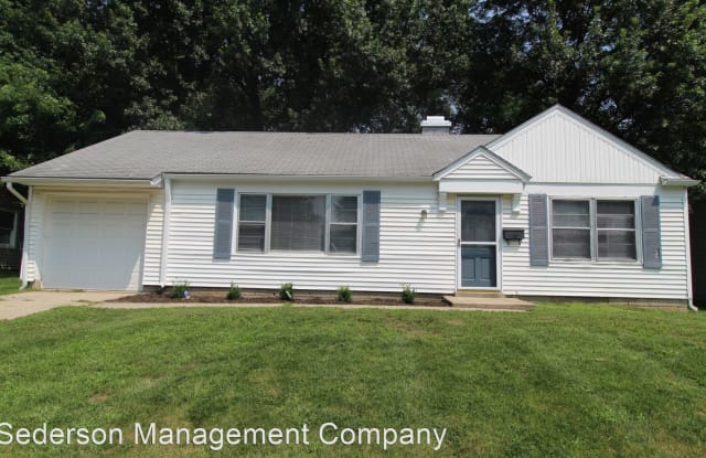 2504 W 76TH ST - 2504 West 76th Street, Prairie Village, KS 66208