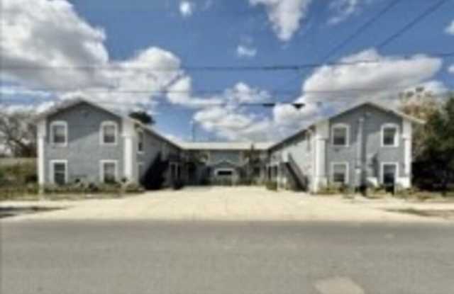 425 F Street #3 Gallery 2