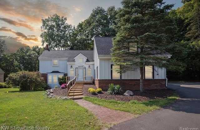 38996 HOLSWORTH Court Gallery 2