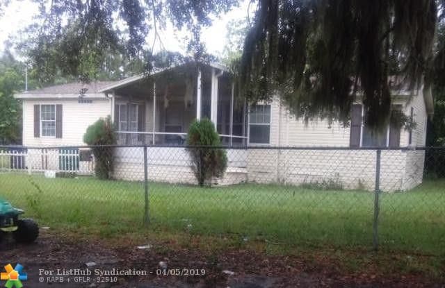 2909 E 32 Ave - 2909 Old Hillsborough Ave, Mango, FL 33610