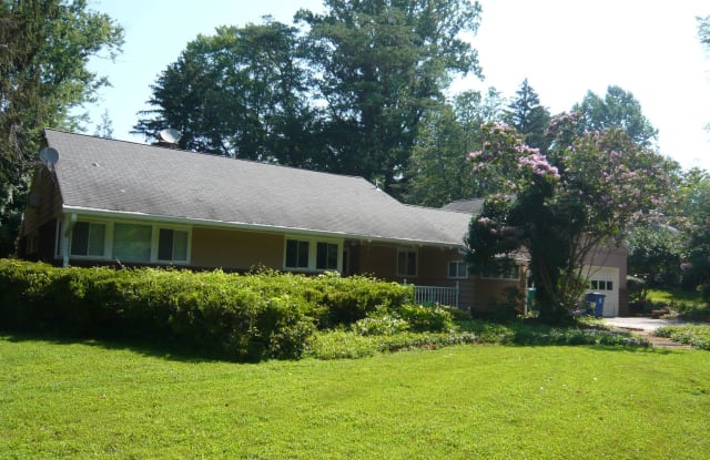 10013 WOODHILL ROAD - 10013 Woodhill Road, Potomac, MD 20817