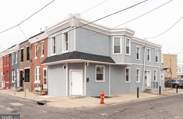 3252 MILLER STREET photos photos