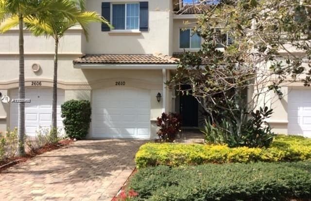 2610 Webb Ave - 2610 Webb Avenue, Delray Beach, FL 33444