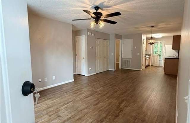 418 Westbrook Court Gallery 4